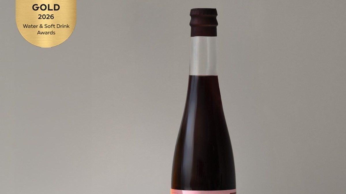 Non-alcoholic wine coverage tracks awards and tasting access
