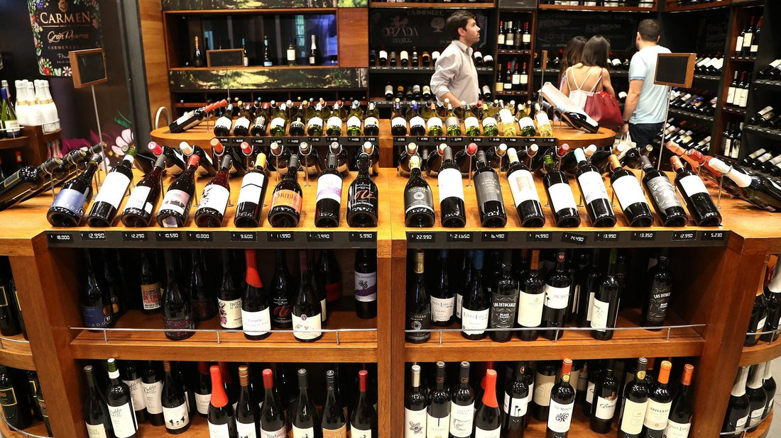 Chile category and closure trends show no and low wine shift
